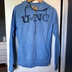 NWOT Women's Nike 1/2 Zip UNC Hoodie